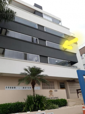 Apartamento com 2 quartos para 5 hóspedes - Recanto do Cardeal - Praia de Bombas-Bombinhas